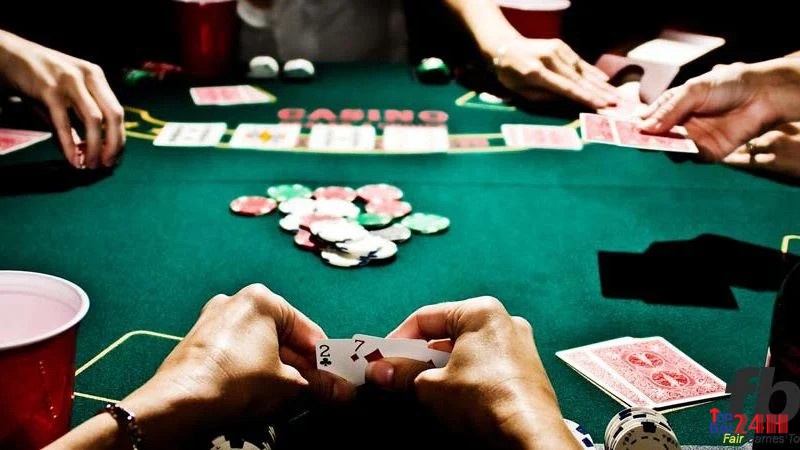 Nắm luật poker quốc tế để tham gia toàn diện với hàng triệu người khắp thế giới