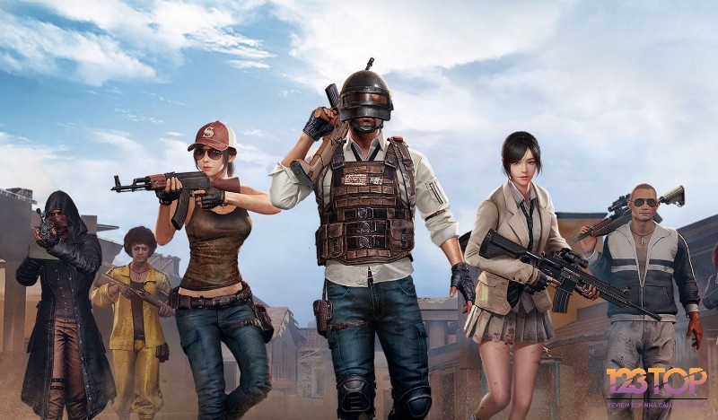 PUBG Mobile tập trung vào các hành động như "chạy bo," hồi máu, nhặt đồ và tiêu diệt đối thủ